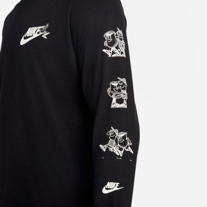 SPORTSWEAR
