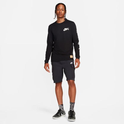 SPORTSWEAR