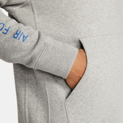 SPORTSWEAR