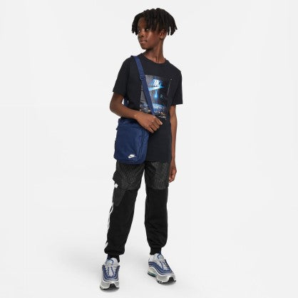 SPORTSWEAR