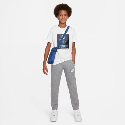 SPORTSWEAR