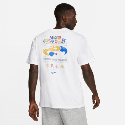 SPORTSWEAR