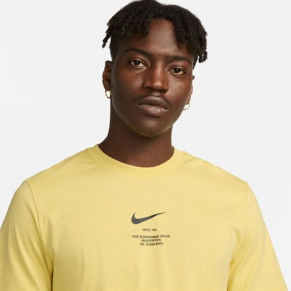 SPORTSWEAR