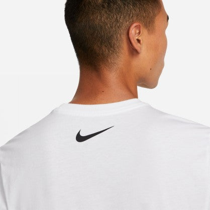 SPORTSWEAR