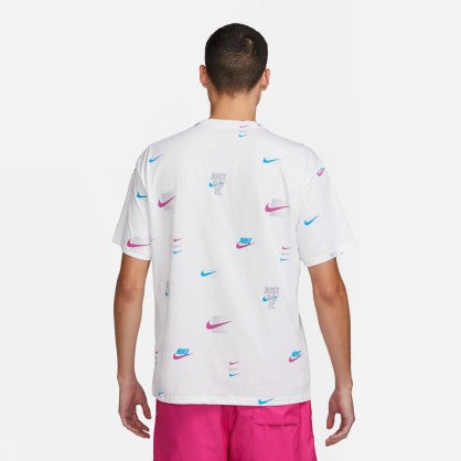 SPORTSWEAR