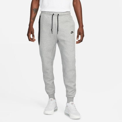 TECH FLEECE