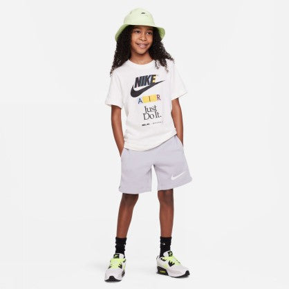 SPORTSWEAR