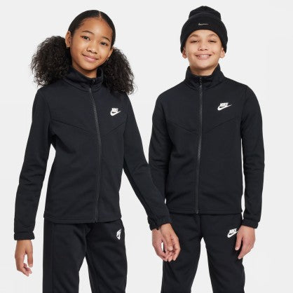 SPORTSWEAR