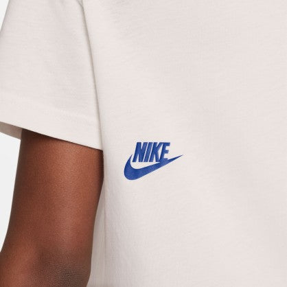 SPORTSWEAR
