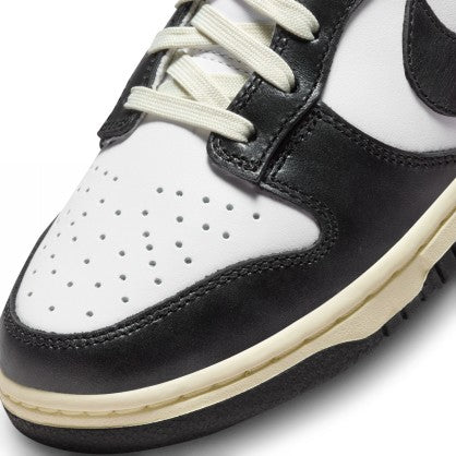DUNK LOW PREMIUM