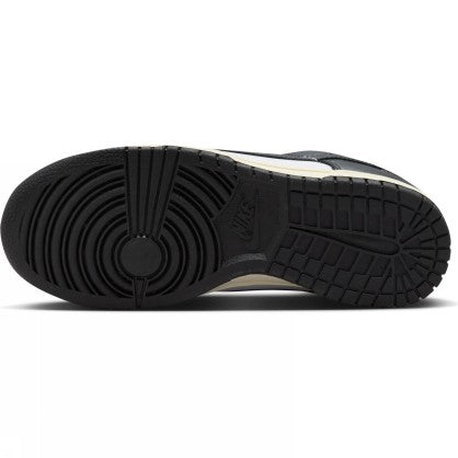 DUNK LOW PREMIUM
