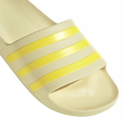 ADILETTE AQUA