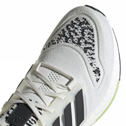 ULTRABOOST 22