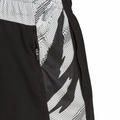 own the run short tiger camo