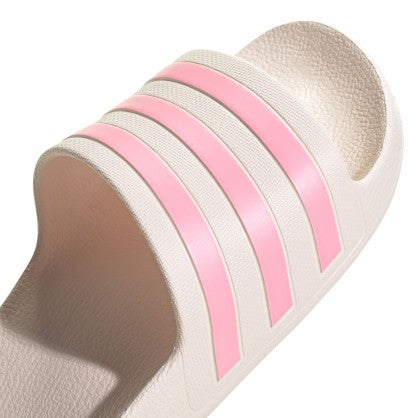 ADILETTE AQUA