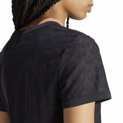 Lace crop tee