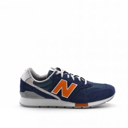 996