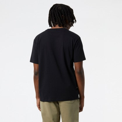 NB ESSENTIALS GRAPHIC SHORT SLEEVE 1
