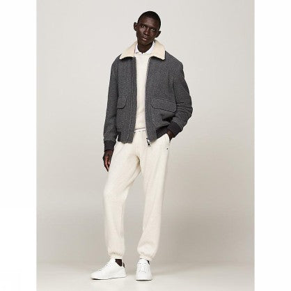 ESSENTIAL FLEECE SWEATER