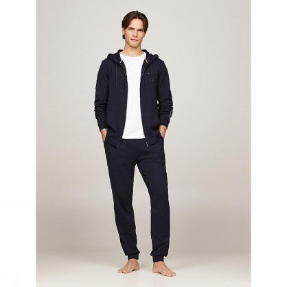 TRACKPANTS