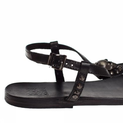 LEATHER FLIP FLOPS SKULL STUDS