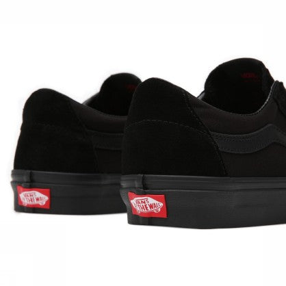 UA SK8-LOW