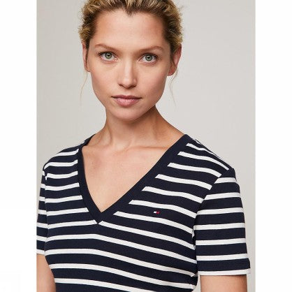 NEW SLIM CODY V-NECK