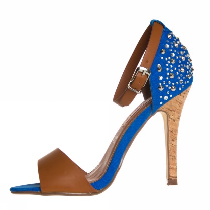 WOMAN SHOES