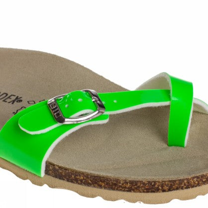 FLIP FLOPS