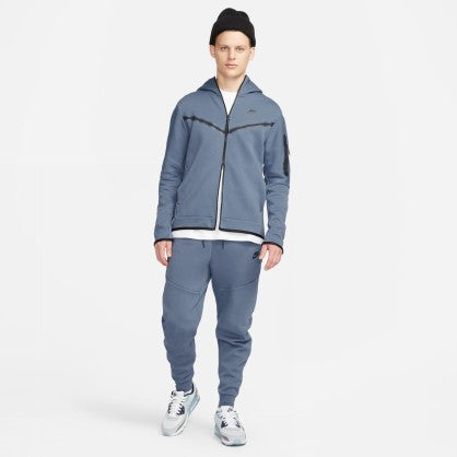 SPORTSWEAR TECH FLEECE