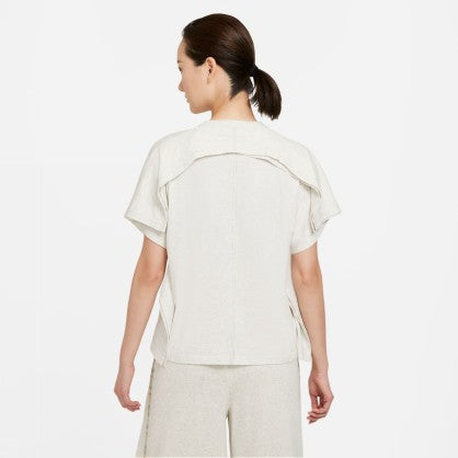 SHORT-SLEEVE TOP