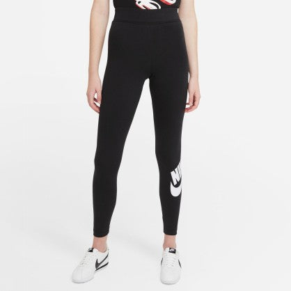 SPORTSWEAR ESSENTIAL