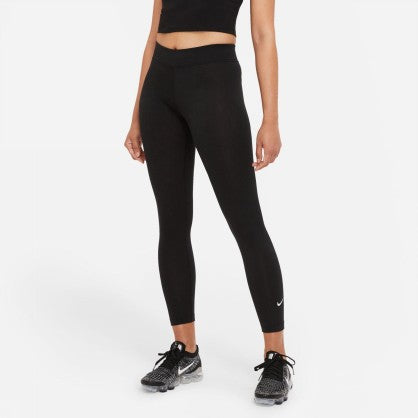 SPORTSWEAR ESSENTIAL