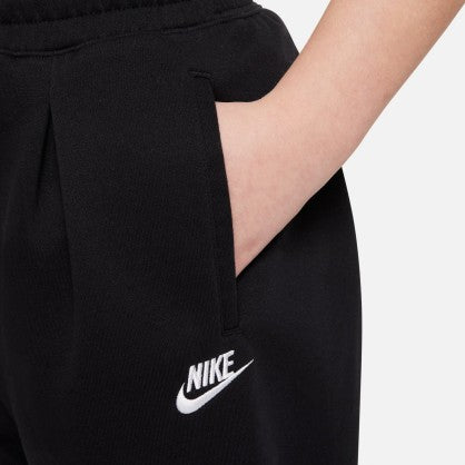 SPORTSWEAR