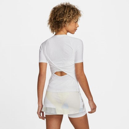 DRI-FIT ADVANTAGE
