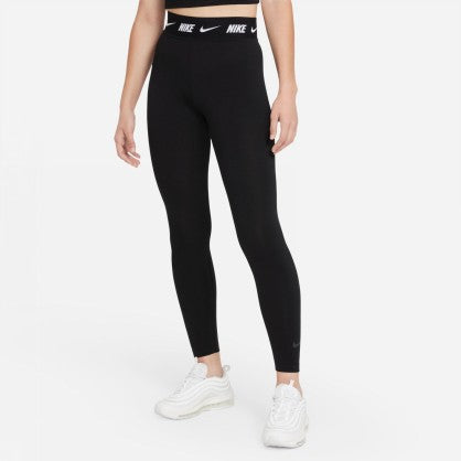 SPORTSWEAR CLUB