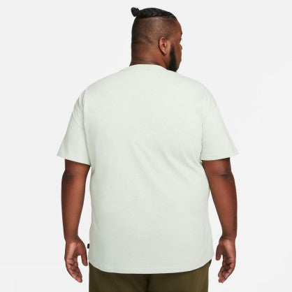 SPORTSWEAR PREMIUM ESSENTIALS
