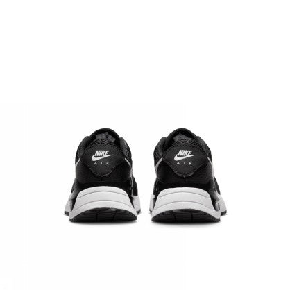 AIR MAX SYSTM