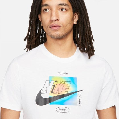 SPORTSWEAR