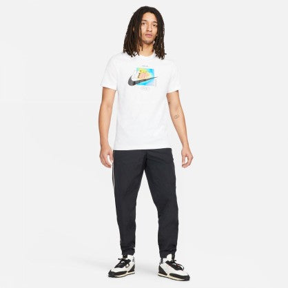 SPORTSWEAR