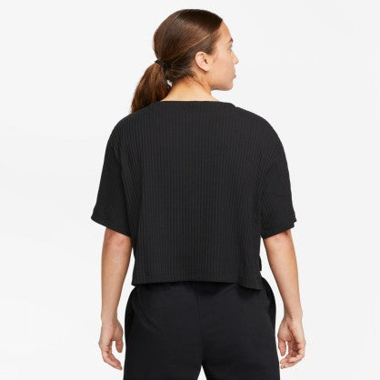 SPORTSWEAR