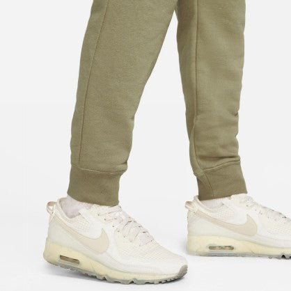 SPORTSWEAR ESSENTIAL