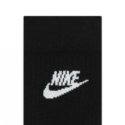 SPORTSWEAR EVERYDAY ESSENTIAL