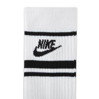 EVERYDAY ESSENTIAL