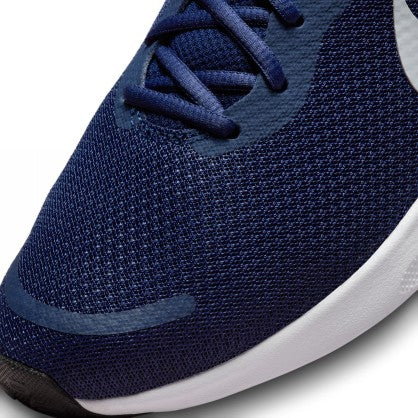 Nike Revolution 7