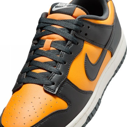 NIKE DUNK LOW RETRO BTTYS