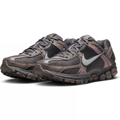 NIKE ZOOM VOMERO 5 Y2K