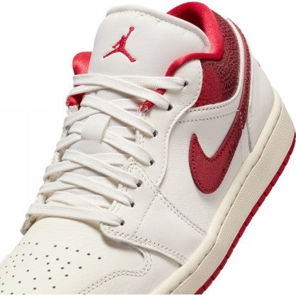 WMNS AIR JORDAN 1 LOW SE V2