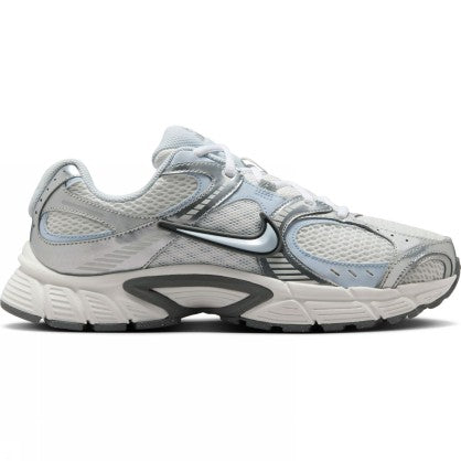 W NIKE V5 RNR