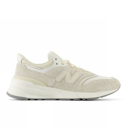U997